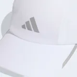 Gorro de running Adidas de 4 paneles, color blanco, confeccionado en malla ligera y transpirable con tecnología Climacool. Presenta un logotipo reflectante de adidas en el frente y visera curvada.