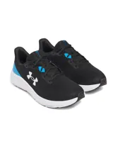 Championes de running Under Armour Charged Pursuit 4, color azul marino con logo blanco. Capellada de malla transpirable y entresuela Charged Cushioning para mayor amortiguación.