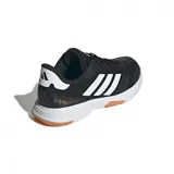 Championes Adidas Ligra 8 para mujer, color negro con detalles en blanco y suela blanca con detalles en marrón.