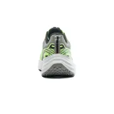 Championes Fila Racer Comet color verde claro y negro, con suela blanca.