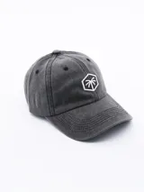 Gorra de béisbol color gris con logo de palmera bordado en blanco.