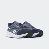 Championes de running Reebok Energen Tech Plus 2, color azul marino con detalles en celeste, blanco y naranja. Capellada de malla con revestimientos termosellados, cuello y lengüeta acolchados, plantilla Luxcomfort™, entresuela Floatride Fuel y suela de goma.