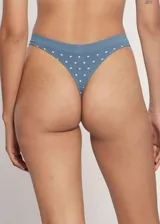 Pack de cinco bombachas cola less de microfibra sin costuras, con fundillo de algodón. Incluye bombachas en color verde, azul, rojo, bordó y negro con estampado de lunares blancos.