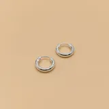 Aros tipo argolla de plata 925, de 14mm de diámetro y 2.5mm de ancho.