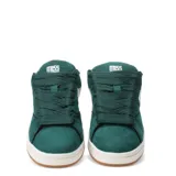 Zapatillas deportivas acordonadas de gamuza color verde oscuro, con logo blanco en el lateral, suela blanca y base color caramelo.