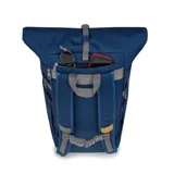 Mochila Jansport Hatchet Rolltop color azul con detalles en marrón y gris. Cuenta con compartimento principal con cierre enrollable, bolsillo frontal con solapa y hebilla, bolsillos laterales y asa superior.
