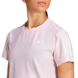 Remera deportiva Adidas Own The Run para mujer, color rosa pálido con tres tiras blancas en las mangas.