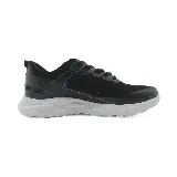 Zapatillas deportivas azules de hombre con capellada de malla y detalles en material sintético. Suela blanca con diseño texturizado.