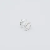 Aros en plata 925 con acabado satinado y circonitas brillante, de diseño elegante.