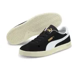 Championes Puma Club de hombre, color azul marino con detalles en blanco y dorado. Confeccionados en gamuza con plantilla SoftFoam+ y suela de goma.