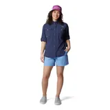 Camisa de pesca Columbia Bahama de manga larga color azul marino, con cuello abotonado, dos bolsillos frontales con cierre de velcro, ventilación en la espalda y tecnología Omni-Shade UPF 30.