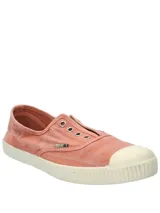 Zapatillas Natural World modelo Greece, color verde agua, sin cordones, fabricadas en España con algodón orgánico y suela de goma.