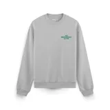 Buzo gris con cuello redondo y puños y cintura acanalados. Estampado pequeño en el pecho con la leyenda "420 Breakfast Club" en color verde.