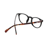 Lentes de eco acetato color negro con patillas en carey.