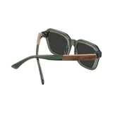 Lentes de sol con marco cuadrado color verde oliva y lentes oscuros.