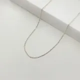 Cadena de plata 925 con eslabones tipo cordón soga.