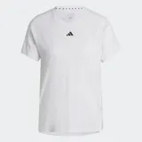 Remera deportiva blanca de corte clásico, cuello redondo y logo Adidas negro en el pecho.