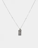 Cadena corta plateada con dije rectangular con el signo zodiacal Aries y un dije redondo pequeño.