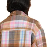 Camisa manga larga con estampado a cuadros en tonos marrón, rosa y celeste.