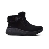 Bota de invierno Skechers Max Cushioning Elite 2.0 Snow Daze, color negro, con cordones, parte superior de gamuza tratada con 3M Scotchgard, cuello y forro de piel sintética, amortiguación ligera ULTRA GO, plantilla Skechers Air-Cooled Goga Mat y suela con tracción antideslizante.