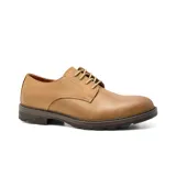 Zapato casual de cuero color marrón con cordones y suela de goma.