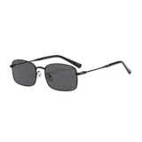 Lentes de sol rectangulares unisex con marco dorado y lentes verdes.
