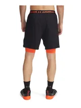 Short deportivo Under Armour modelo Vanish Woven 2in1 para hombre, color gris con calza interior negra. Confeccionado en tejido ligero, duradero y transpirable de secado rápido.