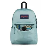 Mochila Jansport Superbreak Plus color celeste con logo rectangular de la marca en el frente.