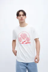 Remera negra de algodón con estampa central en color celeste con la inscripción '1956' en la parte superior y la frase 'Good Times With Your People' en la parte inferior.