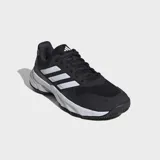 Championes Adidas CourtJam Control 3 Clay Tennis, color negro con detalles en gris y blanco.