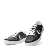 Championes urbanos Converse Day One Court Ox, color negro con detalles en blanco.