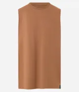 Musculosa blanca de algodón con cuello redondo y corte clásico.