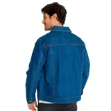 Chaqueta de denim azul con bolsillos frontales con cierre de broche metálico y bolsillos inferiores tipo Welt.