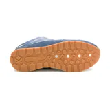 Championes Caterpillar Ventura Sport azules con detalles en blanco y amarillo. Capellada de gamuza y malla de nylon, forro 100% reciclado, plantilla de espuma EVA, entresuela EVA y suela de goma.