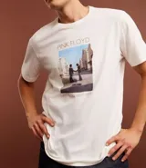 Remera blanca de algodón con estampa del álbum Wish You Were Here de Pink Floyd.