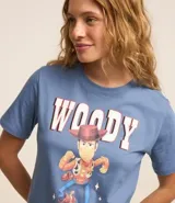Remera celeste de algodón con estampa de Woody de Toy Story.