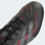 Championes de fútbol Adidas Predator League, color negro con detalles en gris y rojo.