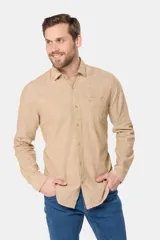 Camisa de lino blanca de manga larga, con bolsillo en el pecho con logo bordado y botones personalizados.