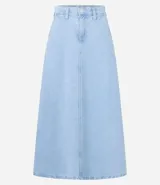 Pollera midi evasé de jeans con trabillas en la cintura, cierre con botón y cremallera, bolsillos traseros y recorte vertical.