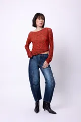Jean slouch de denim azul, 100% algodón, de tiro medio.