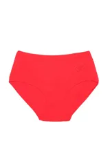 Bombacha clásica de lycra color durazno con detalle de corazones bordados en la parte superior.