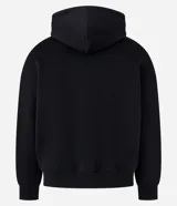 Buzo negro de fleece con felpa, corte boxy, capucha con cordón ajustable, manga larga, estampa lettering frontal, bolsillo canguro, patch de esqueleto en la manga y puños ajustados.