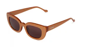 Lentes de sol tipo cat-eye color cobre con lentes oscuros.