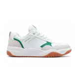 Championes deportivos Skechers Street Odyssey - On the Way para hombre, con diseño de caña baja y cordones. La parte superior está confeccionada en cuero liso, gamuza y malla con bloques de color blanco, verde y beige. Cuenta con entresuela blanca, suela de goma color caramelo y plantilla Air-Cooled Memory Foam.