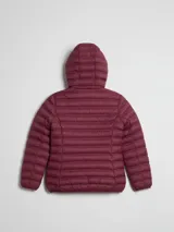 Campera puffer negra con capucha y forro color beige.