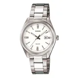 Reloj Casio plateado con caja de acero inoxidable, esfera blanca, agujas plateadas y fechador a las 3.