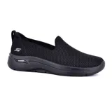 Zapatillas Skechers Go Walk Arch Fit - Hazel, color negro, sin cordones, con capellada de malla, plantilla Arch Fit extraíble con soporte en el arco plantar certificado por podólogos, media suela con amortiguación Ultra Go y tecnología Comfort Pillar.