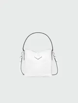 Bolso bombonera XS Longchamp modelo Roseau Essential, color negro con logo. Tiene correa larga para usar como bandolera.