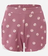 Conjunto de pijama americano corto, color rosado con estampado de caracolas. Incluye camisa de manga corta con cuello solapa y abotonado delantero, y short con cintura elástica y detalle de encaje en el ruedo.