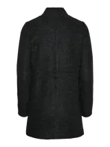 Tapado de abrigo color gris oscuro, con cuello mao y cierre frontal con broches. Tiene bolsillos al frente.